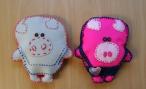 Soft toy pigs